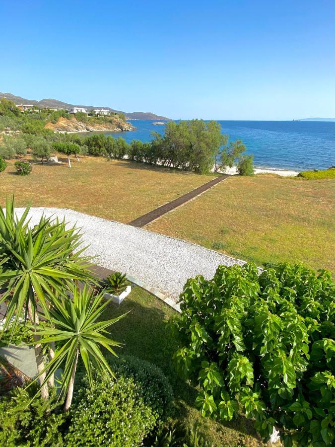 Beach House Set In A Beautiful Bay Karystos  Eksteriør billede